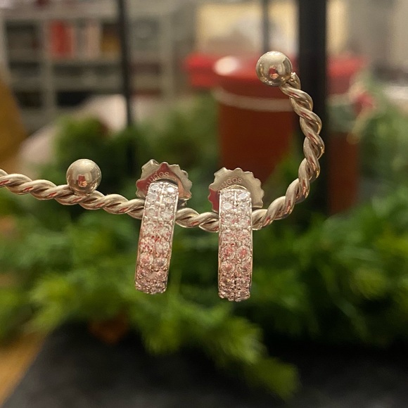 Lia Sophia "CHIFFON" Earrings - Picture 2 of 7